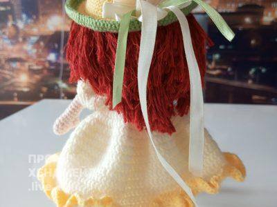 Knitted doll