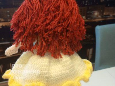 Knitted doll
