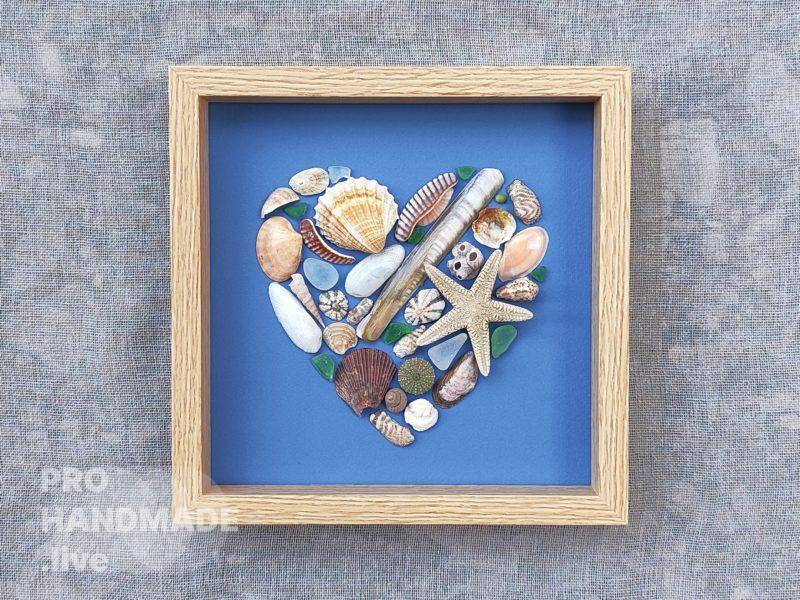 Картина из ракушек Heart of treasures